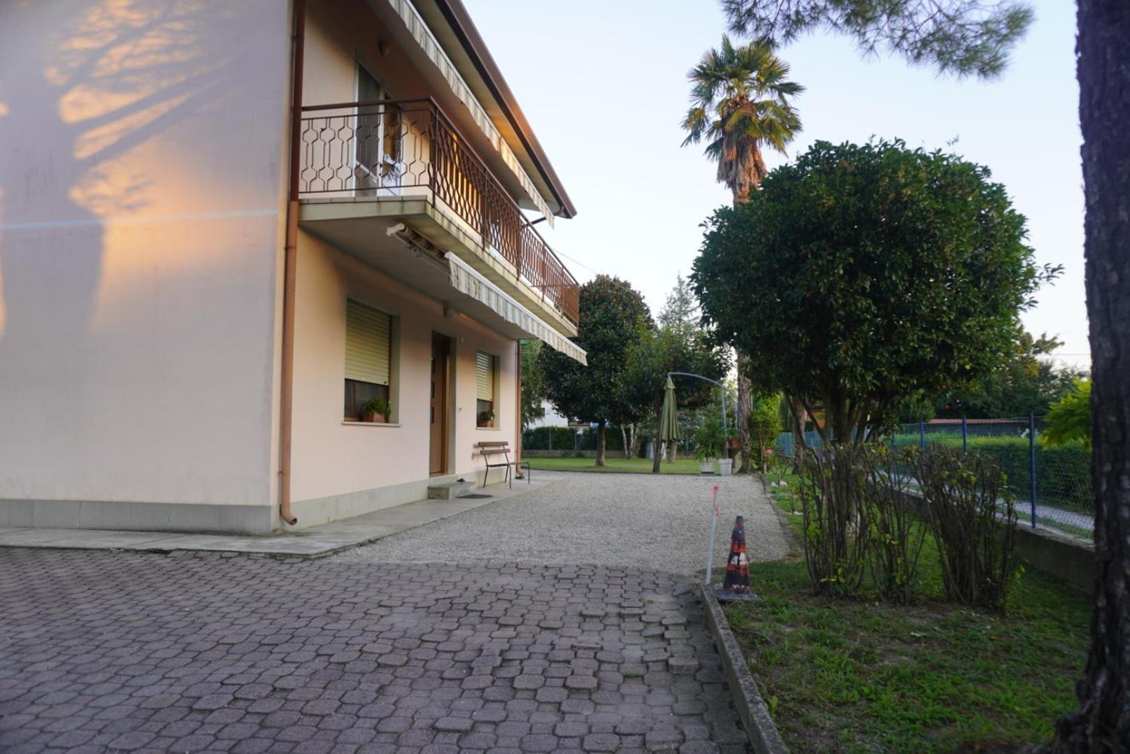Oliva'S House Appartamento Con Giardino Palazzolo dello Stella Buitenkant foto